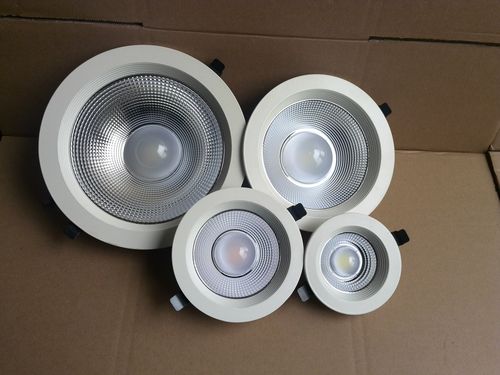 LED筒灯选购指南 深度解析连驱动IC保修2年、价格、厂家与图片的核心要素 —— 以佛山市固芯照明有限公司为例